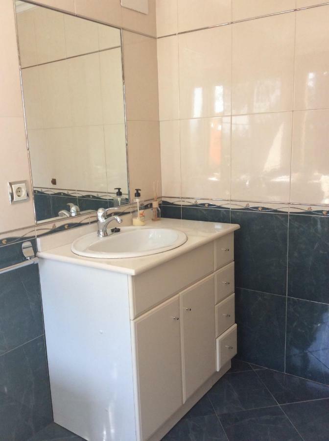 בית הארחה סאלאס 	Casa Nueva מראה חיצוני תמונה