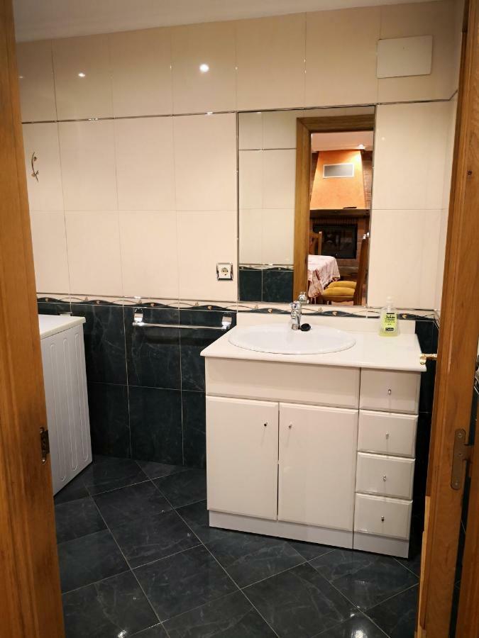 בית הארחה סאלאס 	Casa Nueva מראה חיצוני תמונה