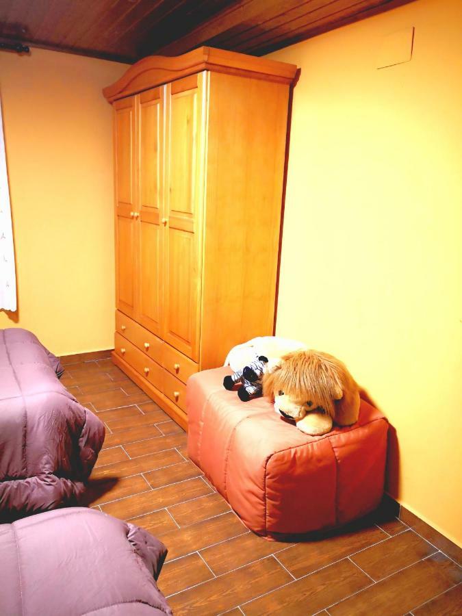 בית הארחה סאלאס 	Casa Nueva מראה חיצוני תמונה